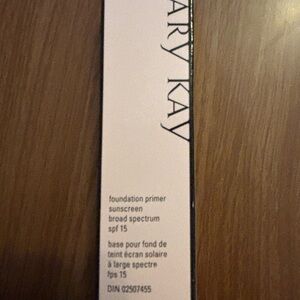 Mary Kay Foundation Primer - White